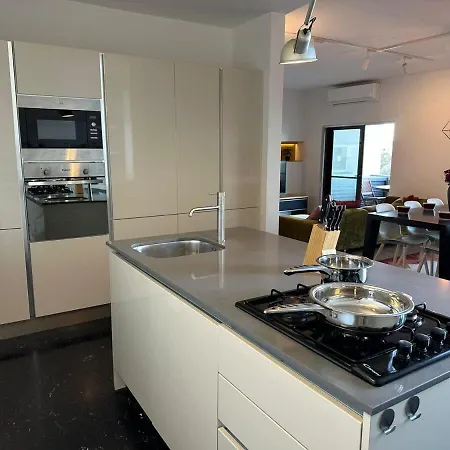 3br Free Parking Near Sandy Paceville *